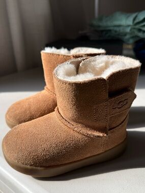 Ugg Baby Toddler Boots Size 4/5